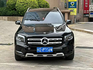 MERCEDES BENZ GLB 2023