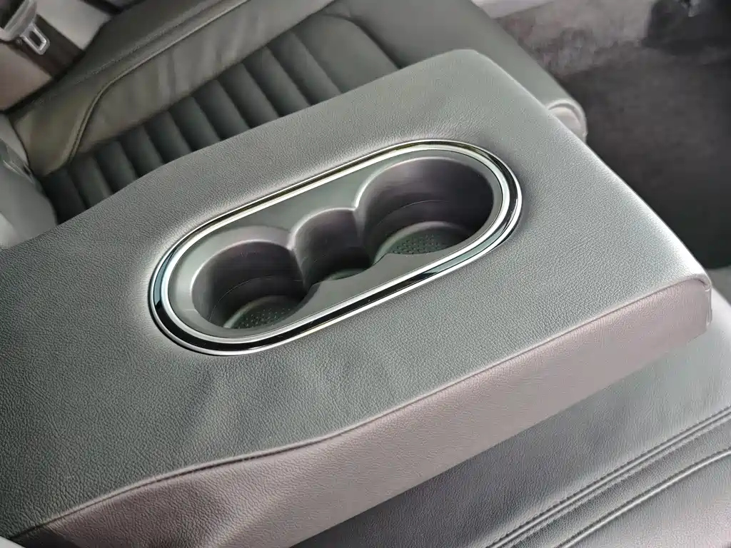 VOLKSWAGEN MAGOTAN 2018