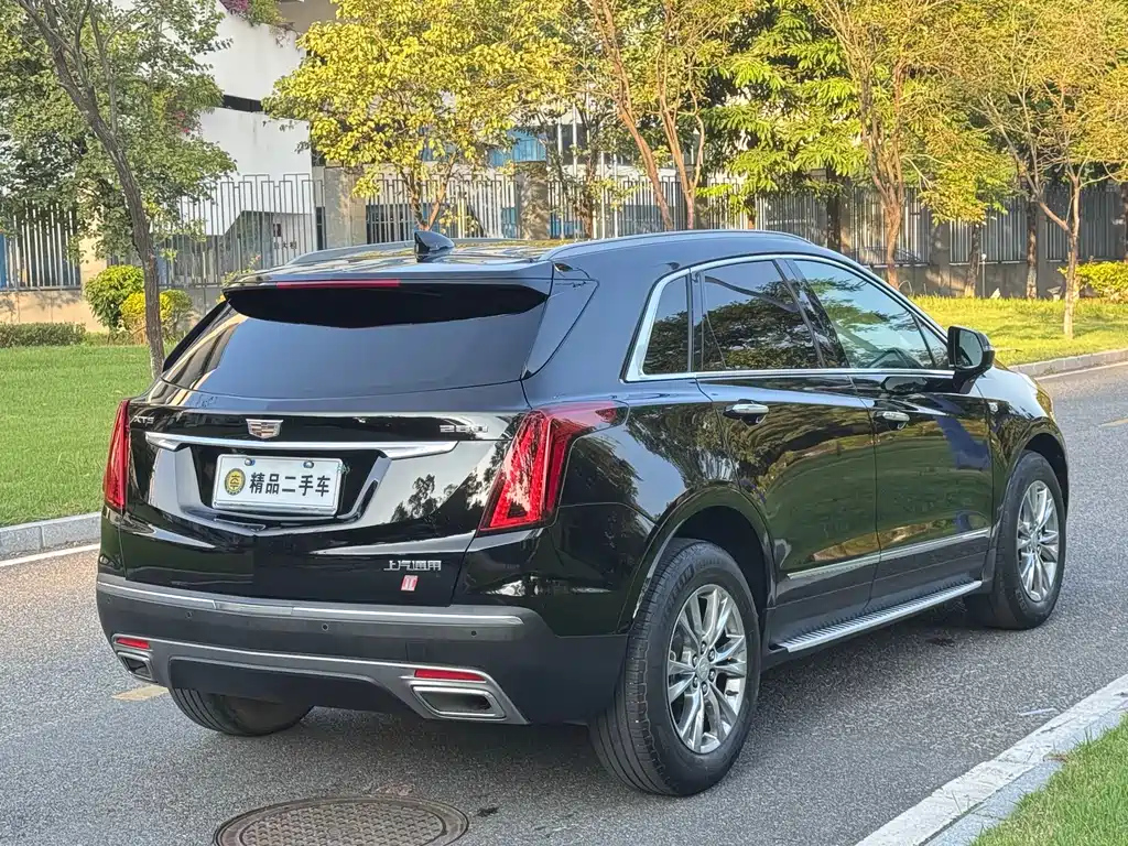 CADILLAC XT5 2021