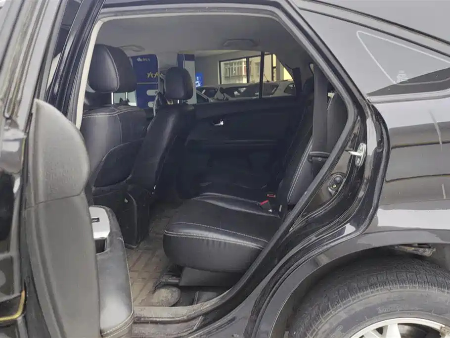 BYD S6 2014