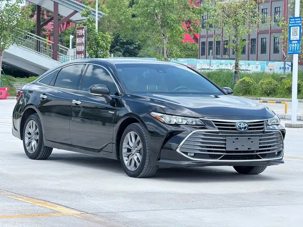 TOYOTA AVALON 2019