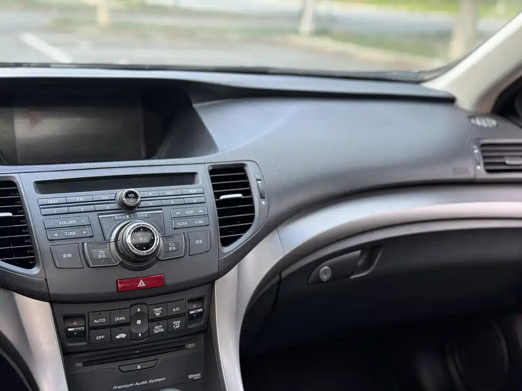 HONDA SI PLATINUM 2010