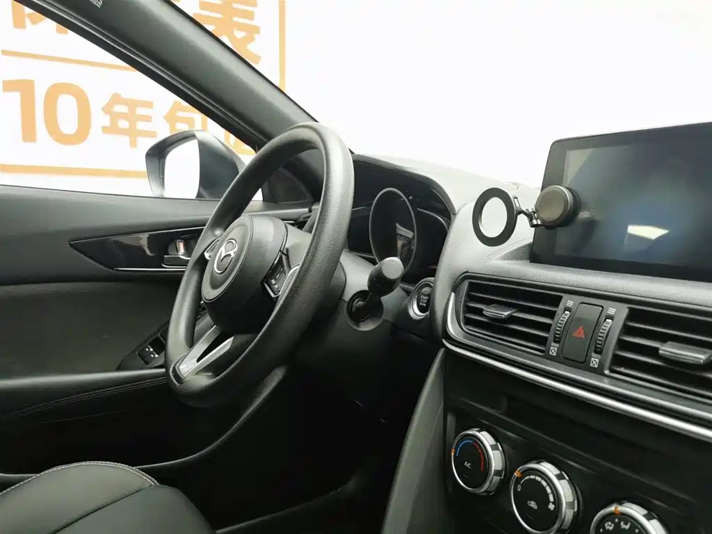 MAZDA CX-4 2021