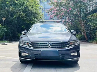 VOLKSWAGEN MAGOTAN 2023