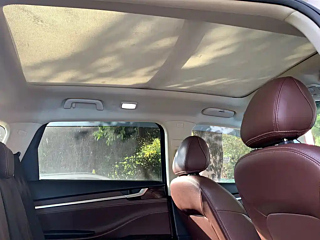 TRAUM S70  2018 YEAR 1.5T MANUAL COMFORT 7 SEATS 2018