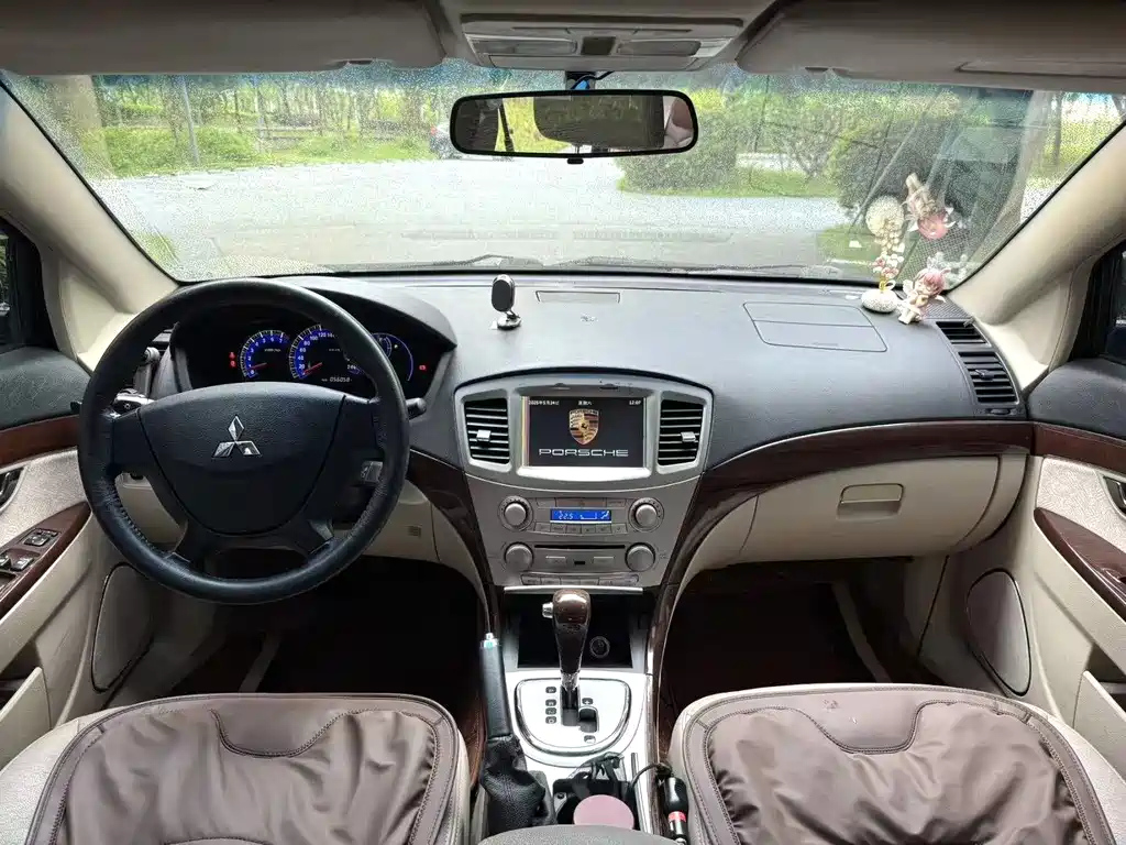 MITSUBISHI OTHER 2012