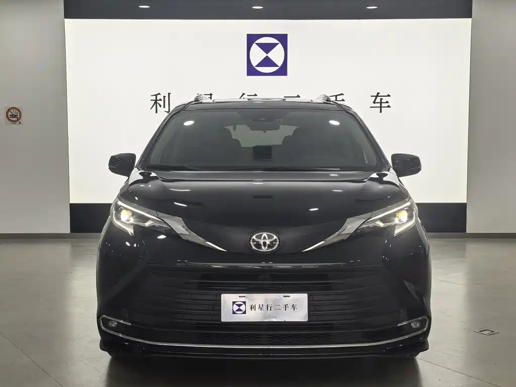 TOYOTA SIENNA SIENNA 2024