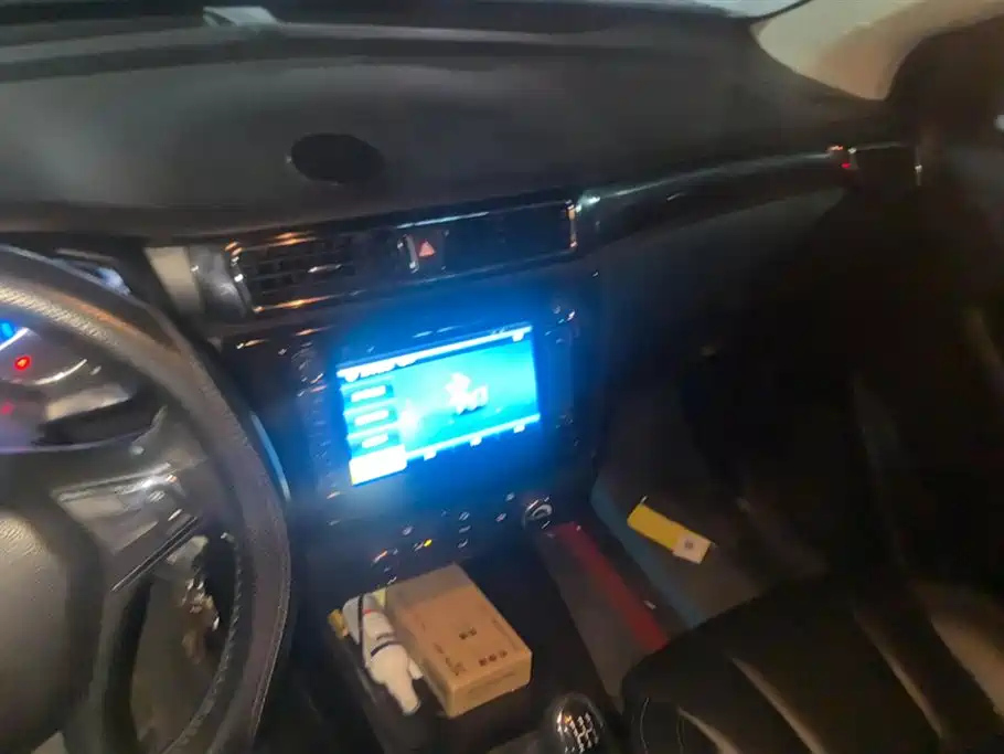 DONGFENG SCENERY 580 2016