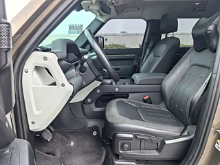 LAND ROVER DEFENDER  2020 YEAR 110 P400 SE 2020