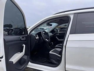 VOLKSWAGEN THARU  2025 YEAR  SHARP 300TSI SHARP  EDITION 2025