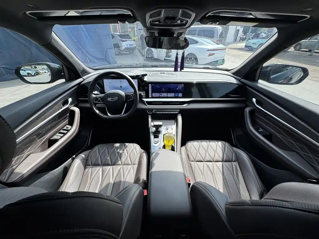 GEELY AUTO MONJARO 2025