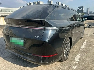 Заказать XPENG MOTORS X9
