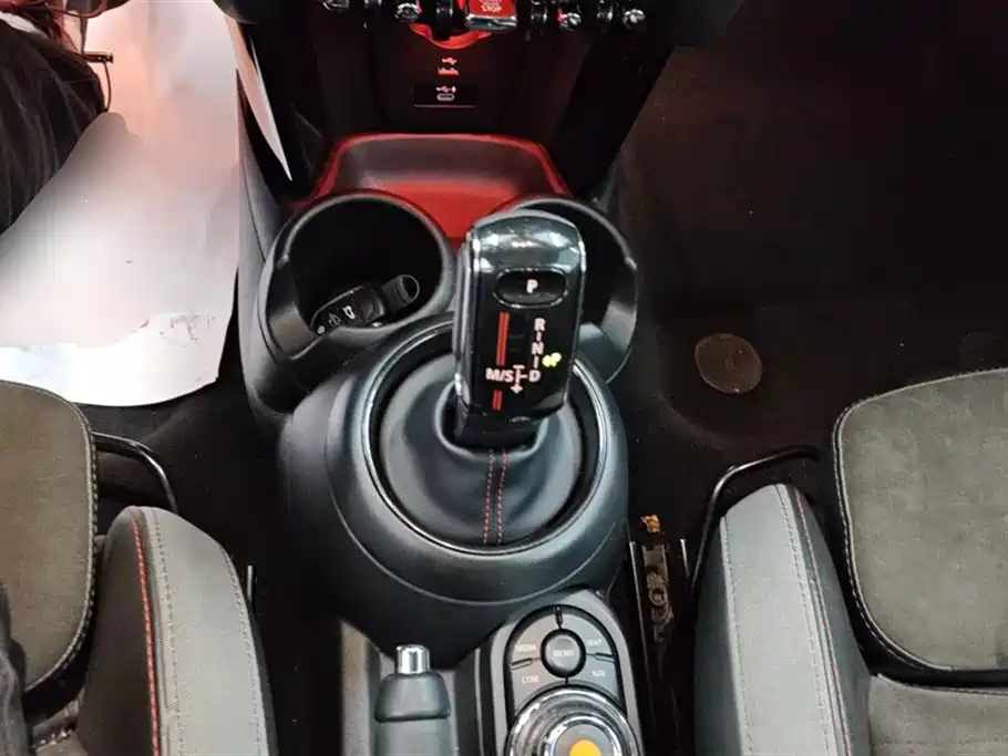 MINI JCW 2021