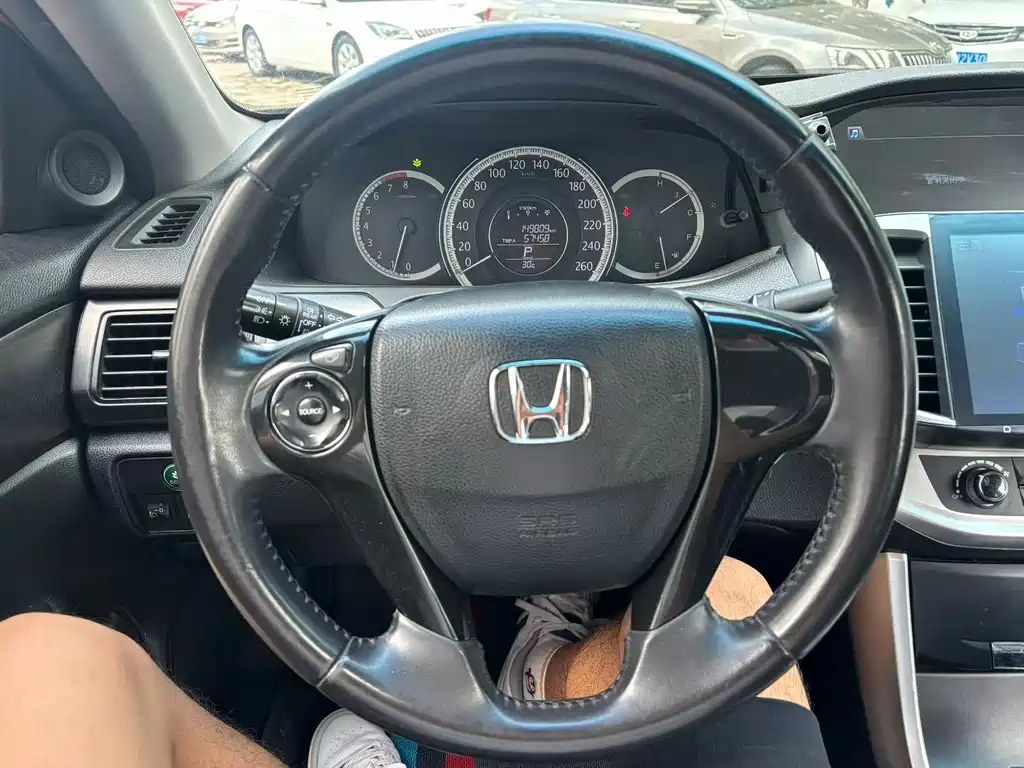 HONDA ACCORD 2016