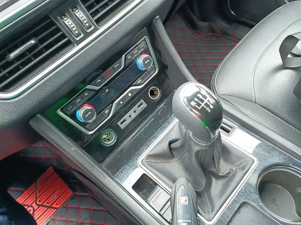 ZOTYE T600 COUPE 2018