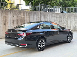 LEXUS ES  2022 YEAR 300H EXCELLENCE 2022