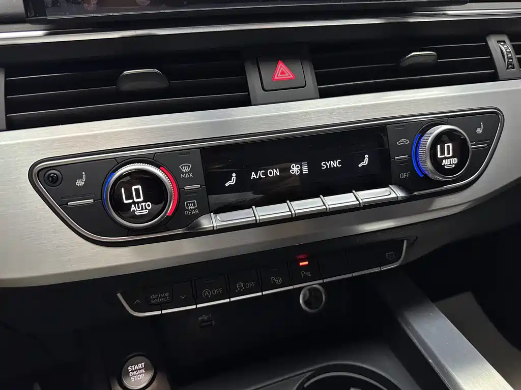 AUDI A4L 2021