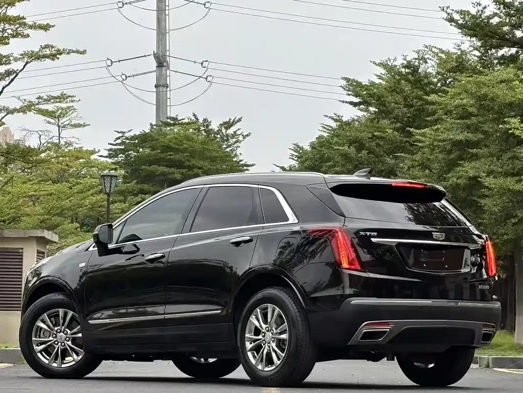 CADILLAC XT5 2020