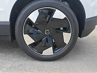 VOLVO EX30  2025 YEAR  RANGE EDITION PLUS 2025