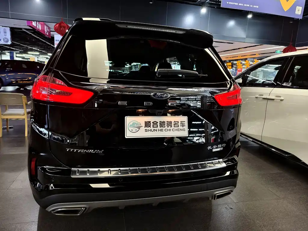 FORD EDGE 2021