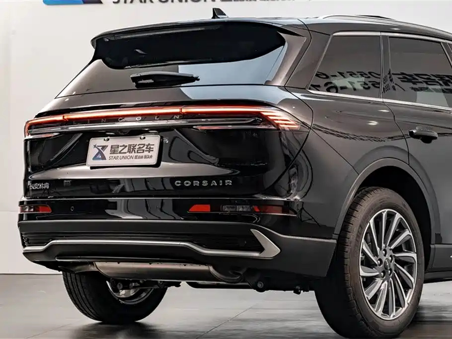 LINCOLN ADVENTURER 2024