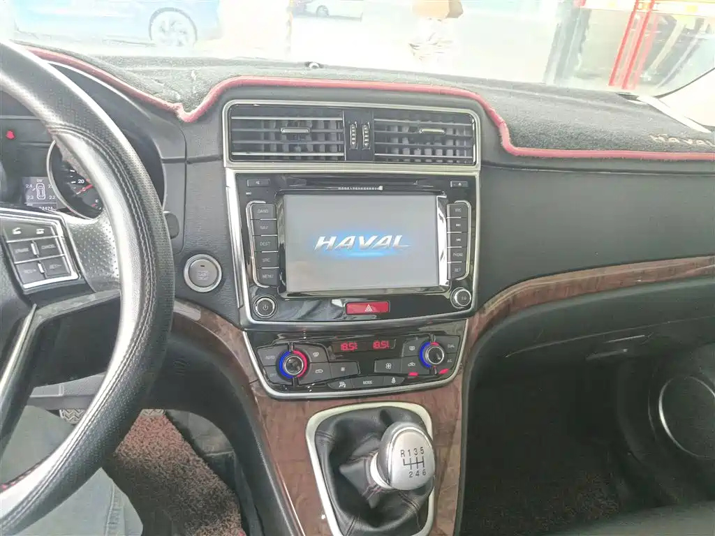 HAVAL H6 2015