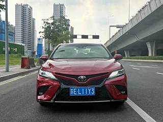 TOYOTA CAMRY  2018