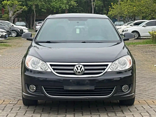 VOLKSWAGEN LAVIDA 2012