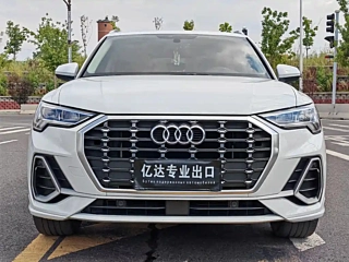 AUDI Q3 2021