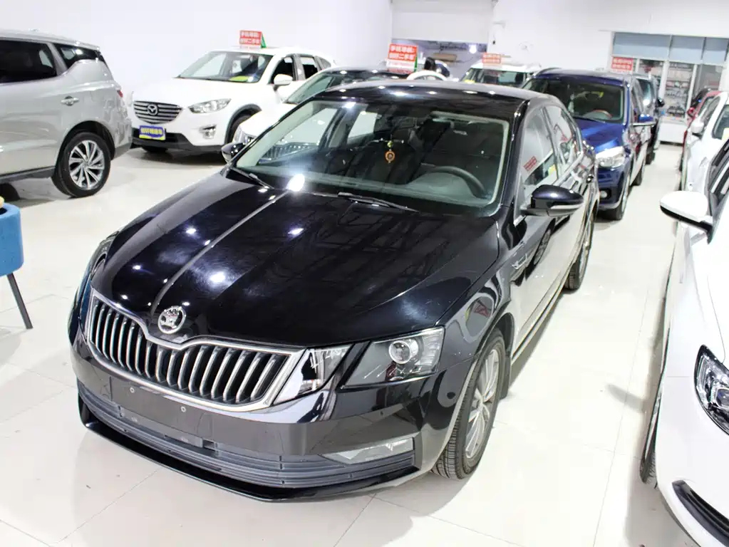 SKODA OCTAVIA 2019