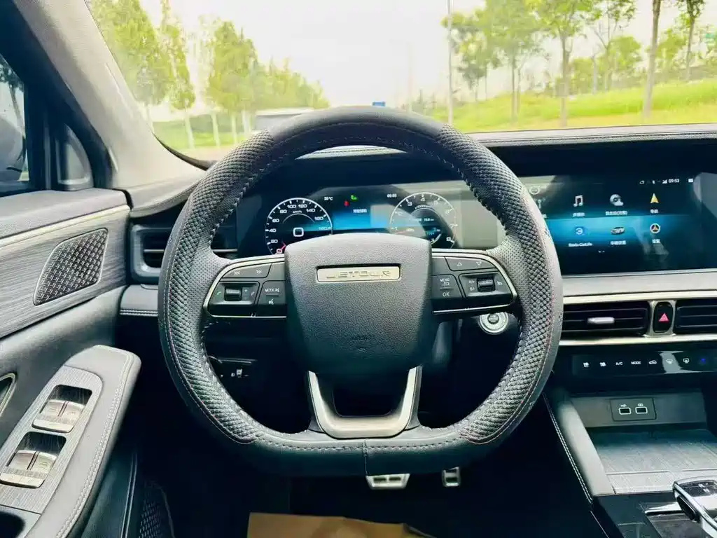 JETOUR X90 PLUS 2025