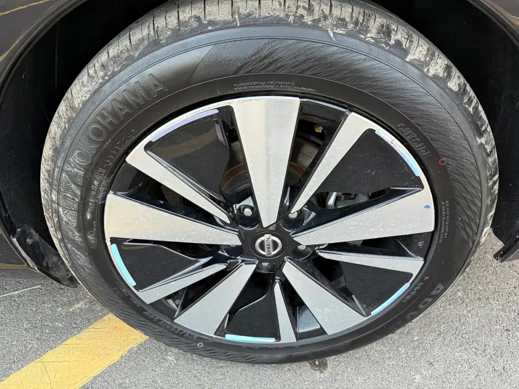 NISSAN TEANA 2022