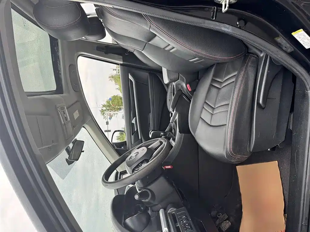DONGFENG AEOLUS AX7 2016