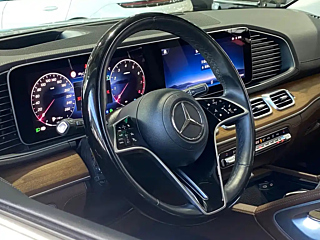 MERCEDES BENZ GLS  2024 YEAR GLS 450 4MATIC LUXURY 2024