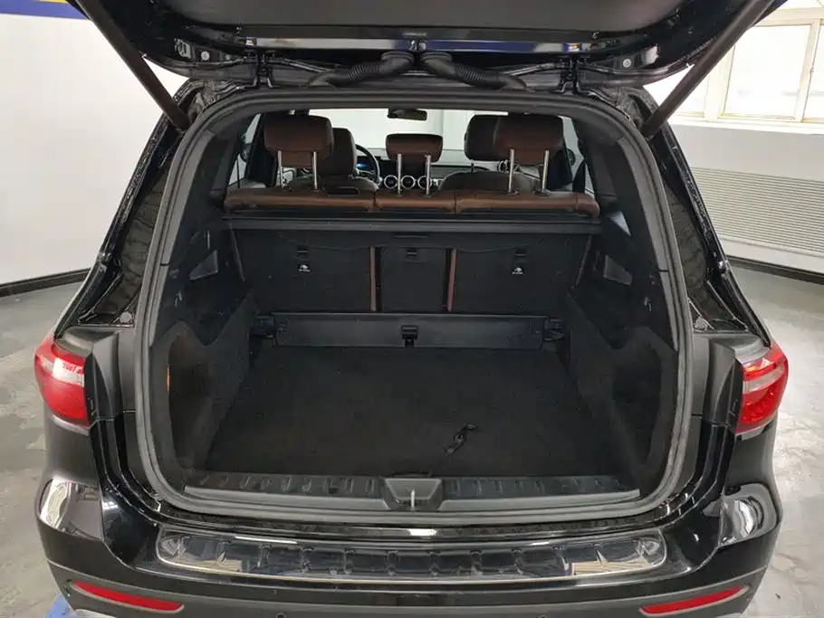 MERCEDES BENZ GLB 2020