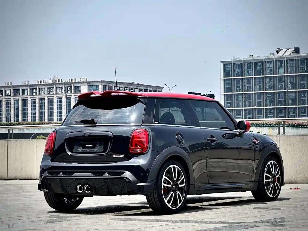 MINI JCW 2022