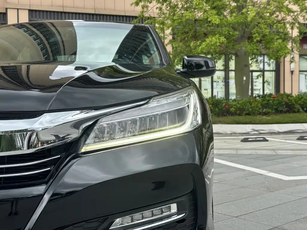 HONDA ACCORD 2018