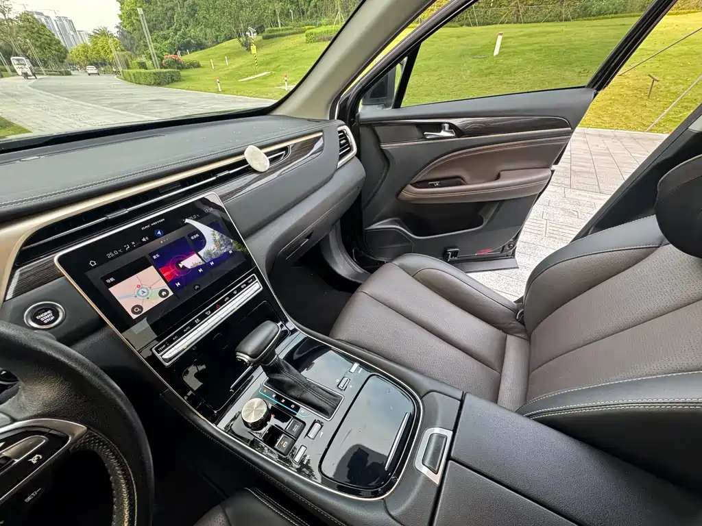 TRUMPCHI GS5 2019