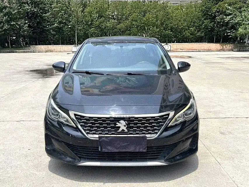 PEUGEOT 408 2019