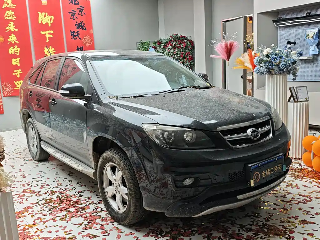 BYD S6 2014