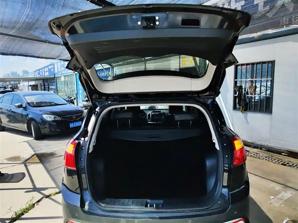 JAC REFINE S3 2014
