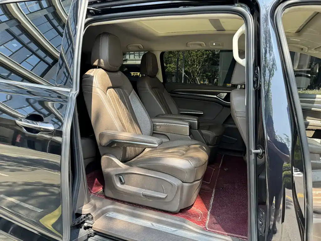 VOLKSWAGEN VILORAN 2021