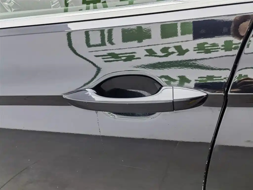 VOLKSWAGEN MAGOTAN 2018