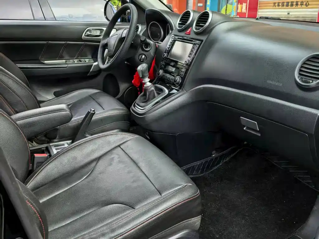 HAVAL H6 2015