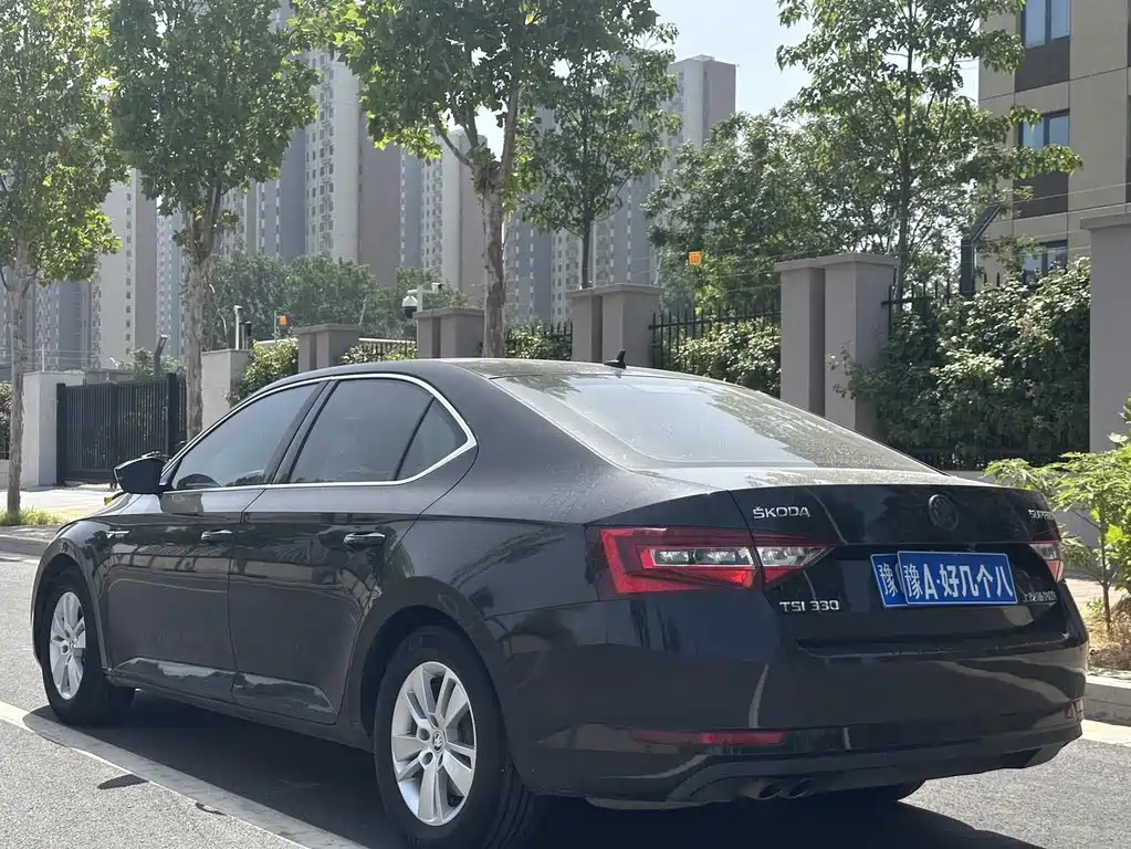 SKODA SUPERB 2018