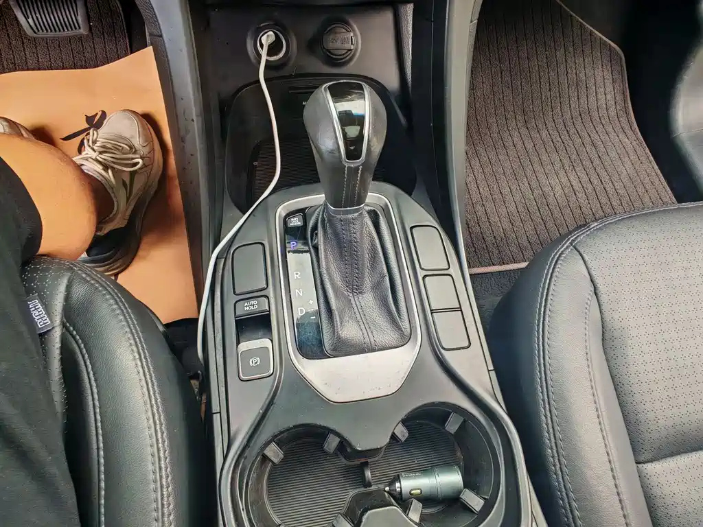 HYUNDAI SANTAFE 2013