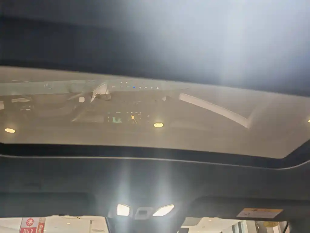 CHANGAN UNI-V SMART IDD 2024