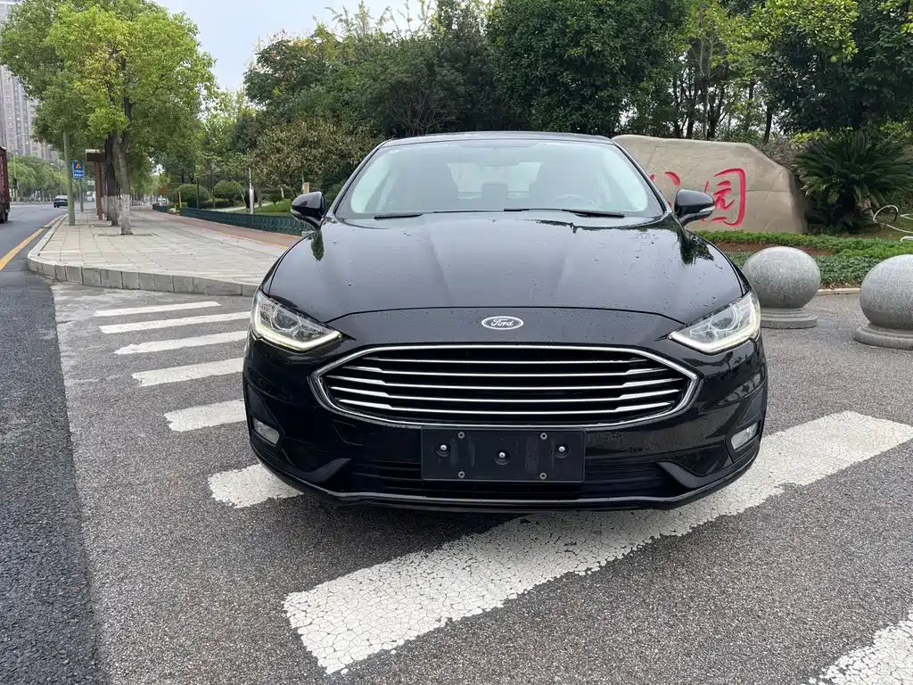 FORD MONDEO 2022