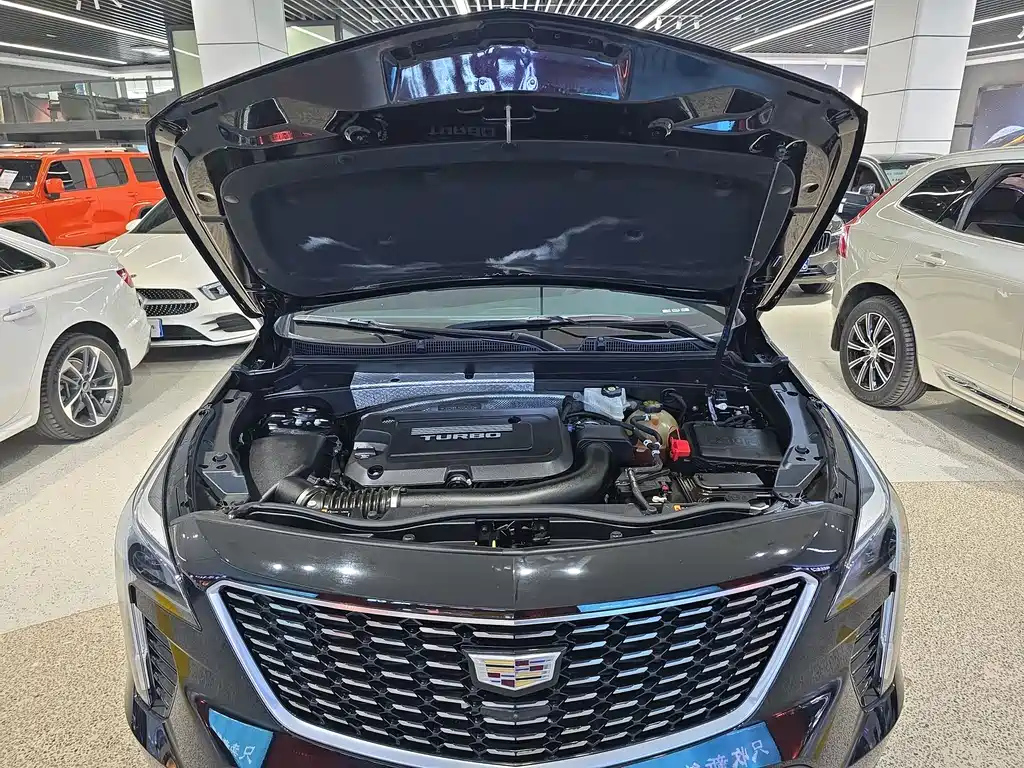 CADILLAC XT4 2018