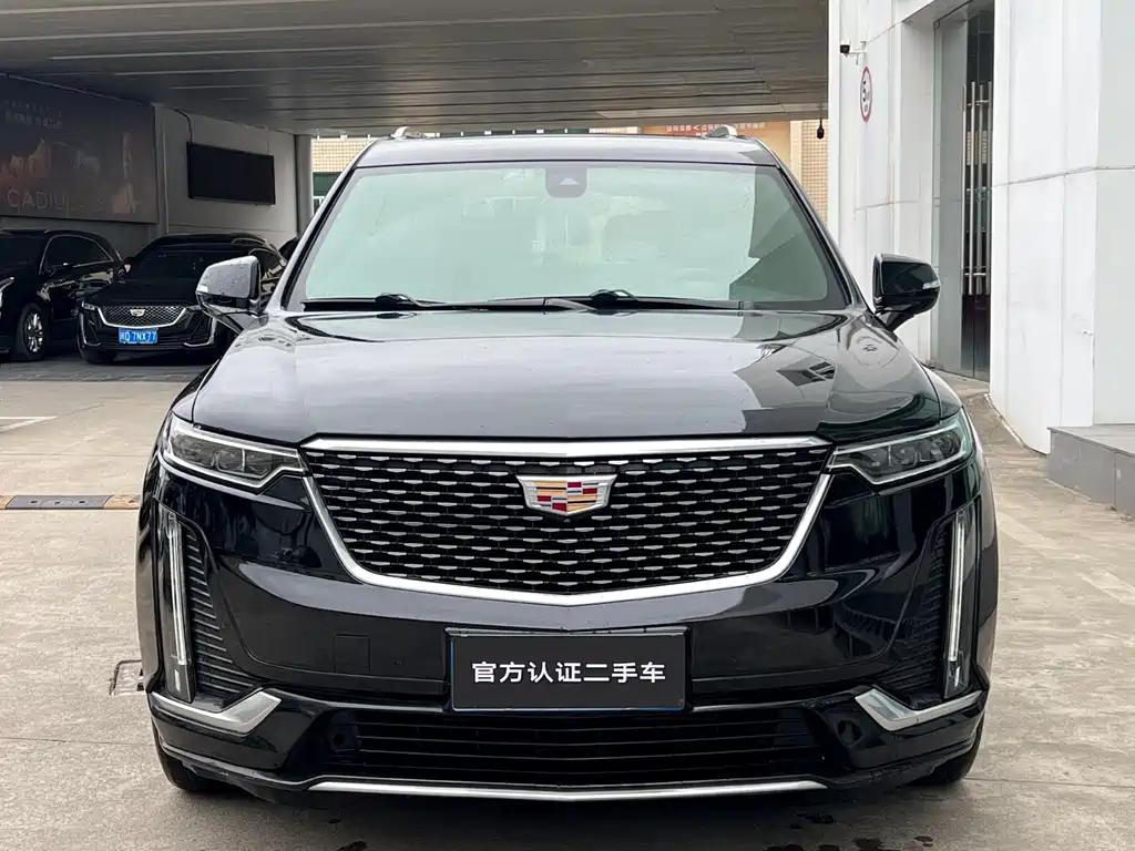 CADILLAC XT6 2021